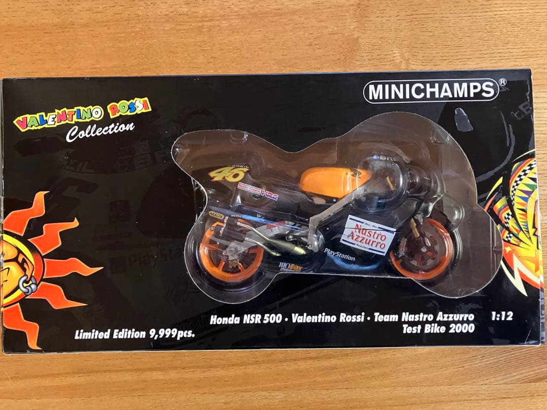 ミニチャンプスNSR 500 バレンテイーノロッシ　2000年テスト車