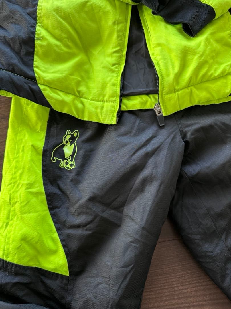 サッカージャンキー　ウインドブレーカー　上下セット