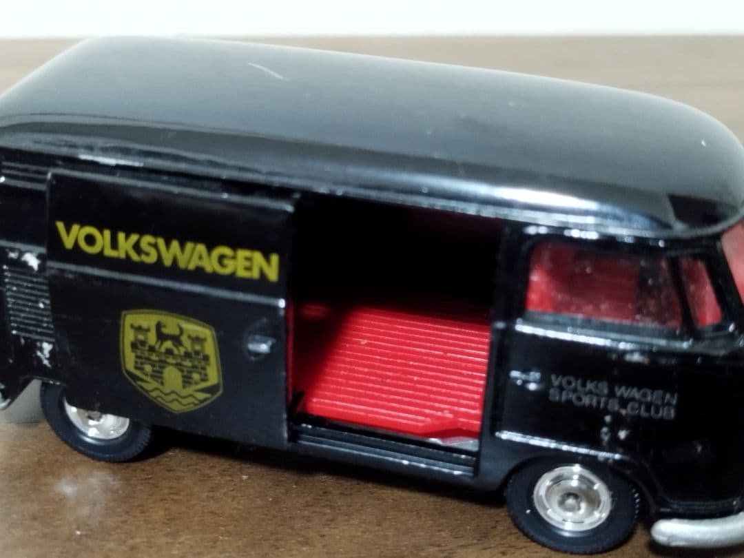 ●トミカ ダンディ フォルクスワーゲン デリバリー バン ミニカー