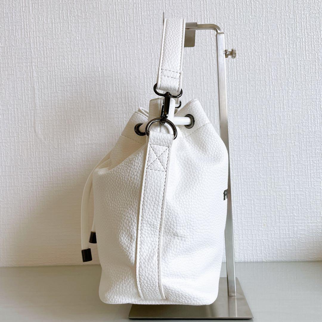 1PIU1UGUALE3 GOLF　カートバッグ　巾着バッグ　ラウンドバッグ　白
