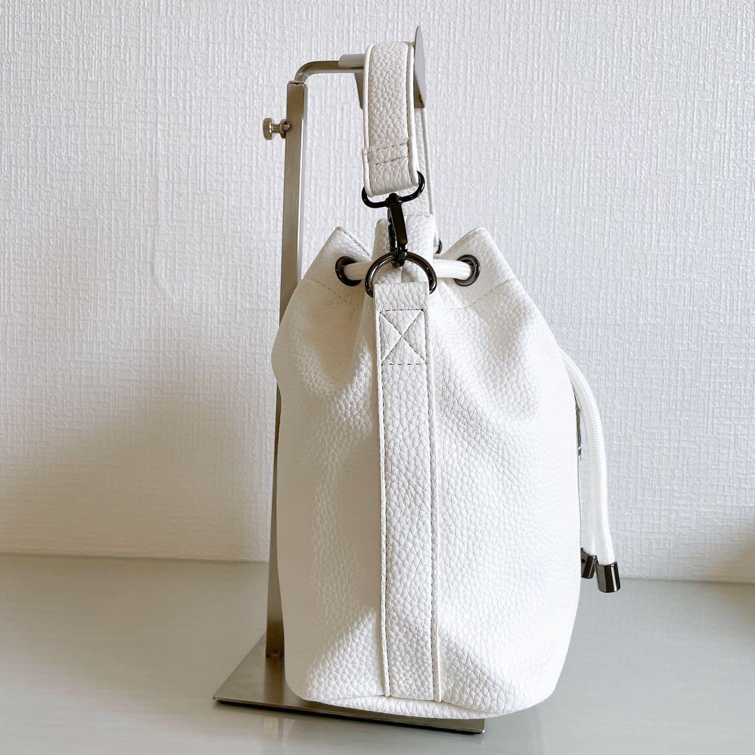 1PIU1UGUALE3 GOLF　カートバッグ　巾着バッグ　ラウンドバッグ　白