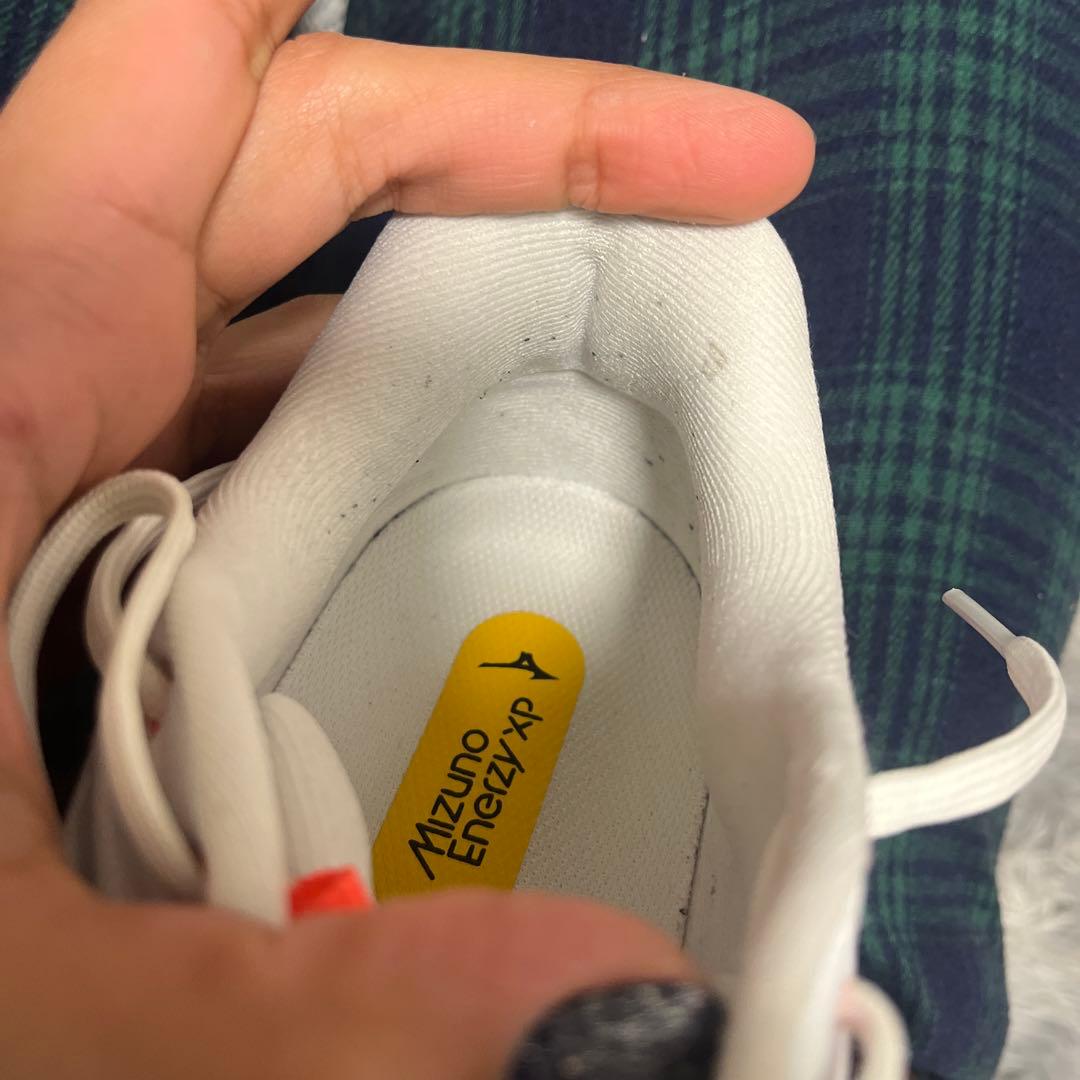 バレーボールシューズ(Mizuno Enerzy XP)