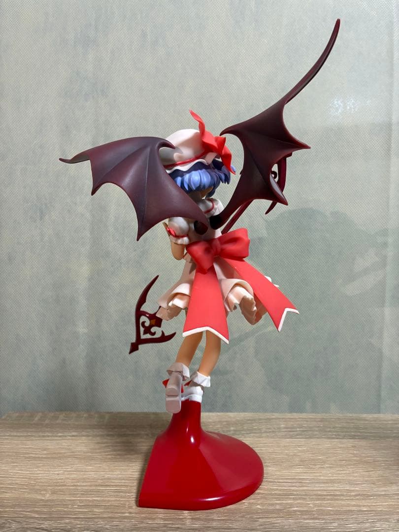 フランドール、レミリア 東方シリーズプライズ　プレミアムフィギュア