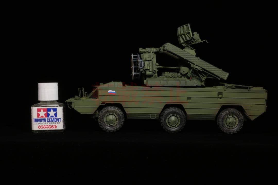 完成品 1/35 ロシア軍 9K33 オサー プラモデル トランペッター