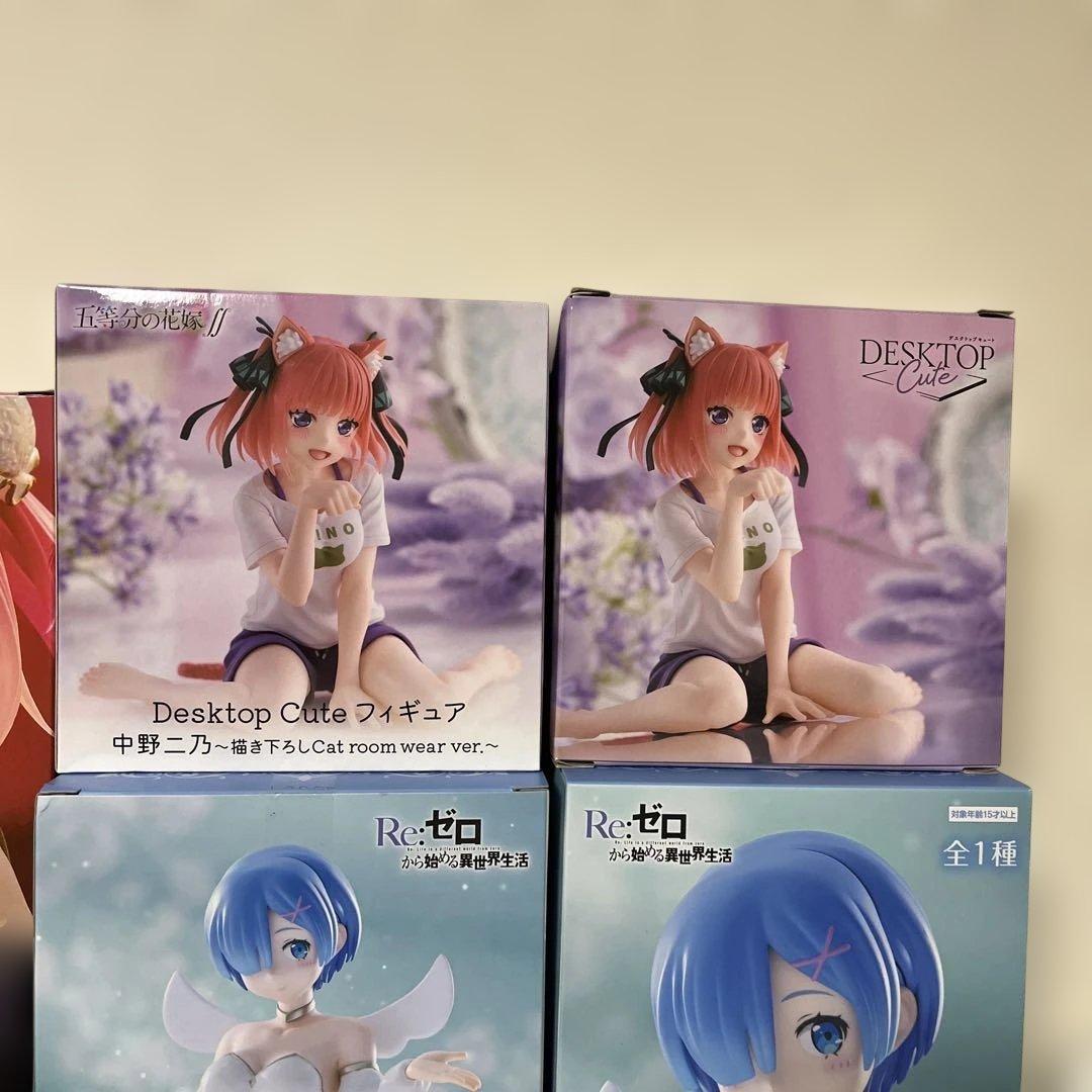 ToLOVEる　デートアライブ　五等分の花嫁　リゼロ　オーバーロード　まとめ売り