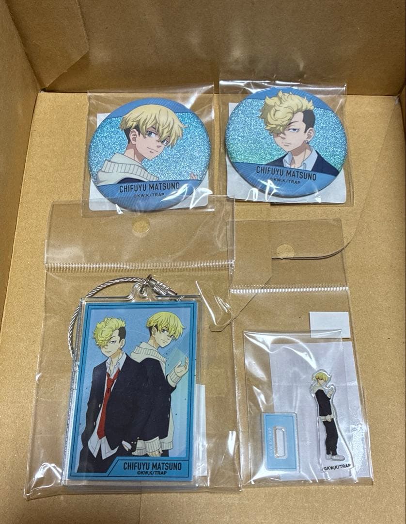 東京リベンジャーズ　グリッター缶バッジ　松野千冬　オンラインくじ　セット　ドロー