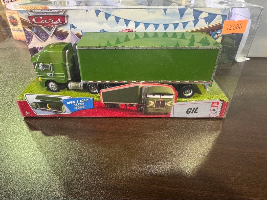 s1653 未開封　カーズ　マテル社　GIL HAULER ROR 2009