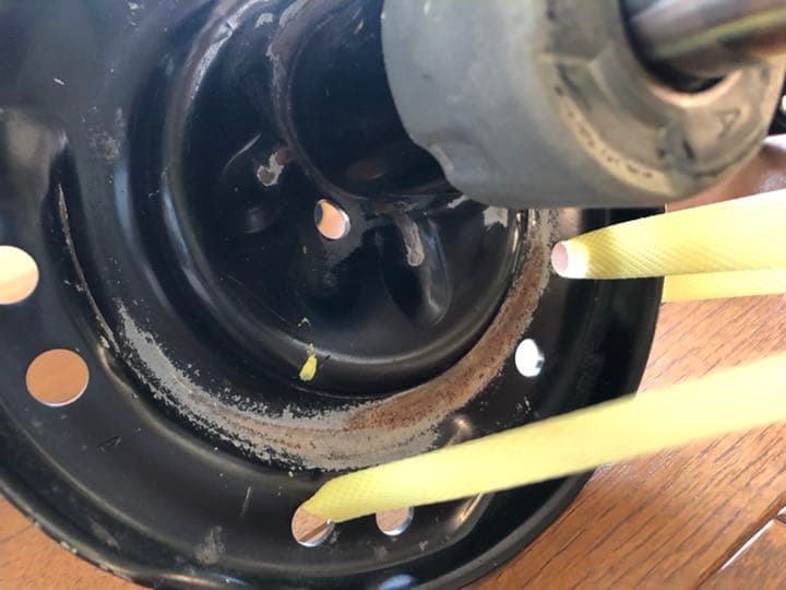 KONI フロント ショックアブソーバー