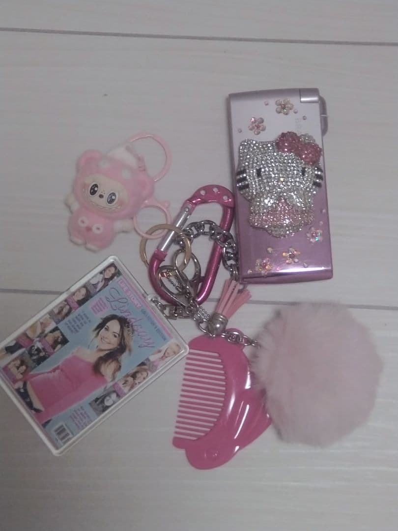 ハローキティ ガラケーチャーム