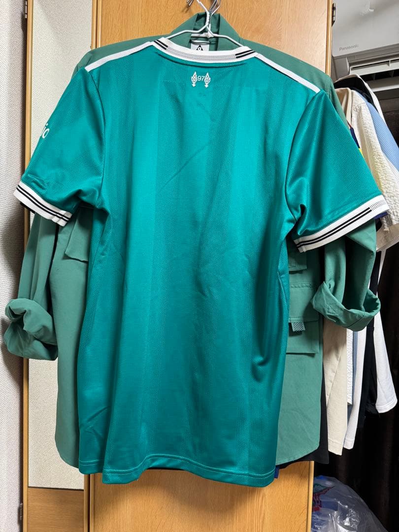 【正規品】リバプール 25/26 3rd オーセンティック ユニフォーム XL
