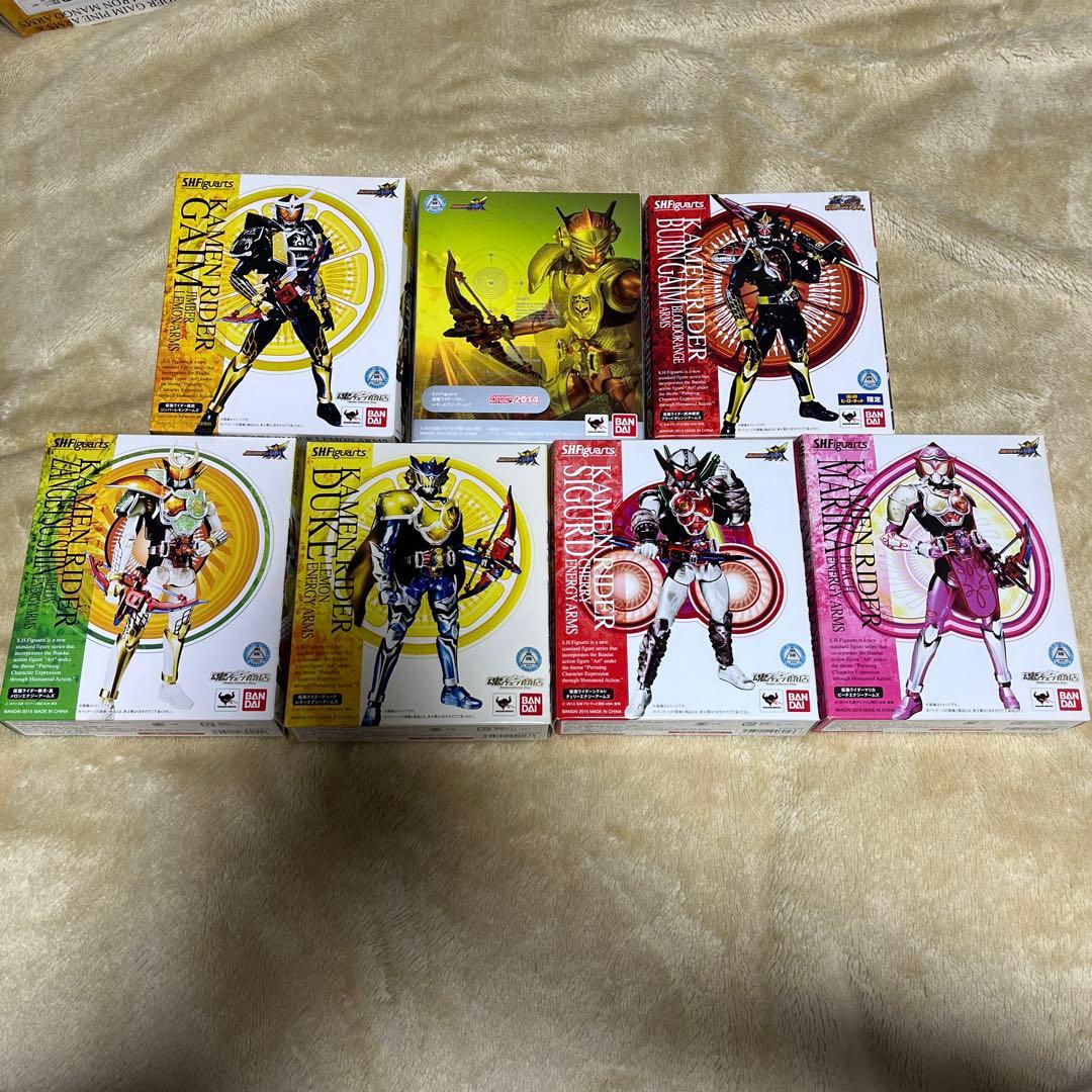 S.H.Figuarts 仮面ライダー鎧武 ガイムアーマードライダー２２体セット