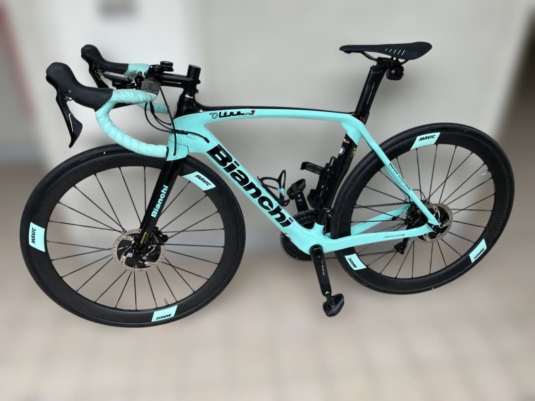 Bianchi オルトレXR3 (付属品一式)※現地引き取り可能な方。