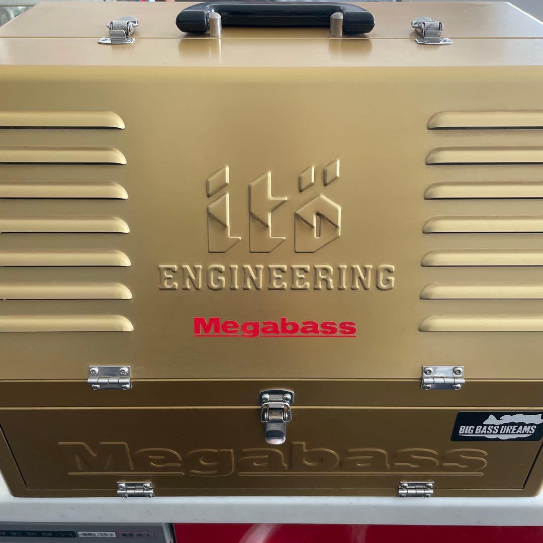 メガバス　アサイラムとルアー64個