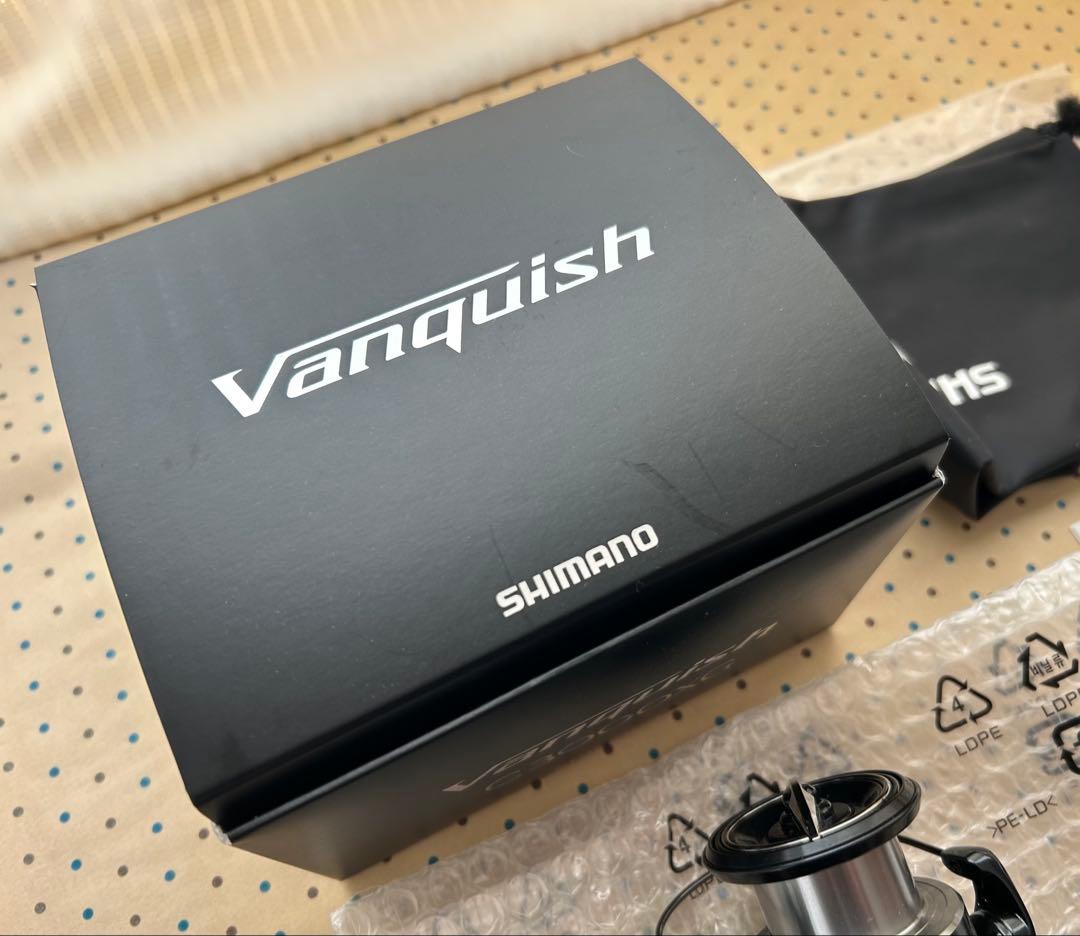 SHIMANO Vanquish C3000XG スピニングリール