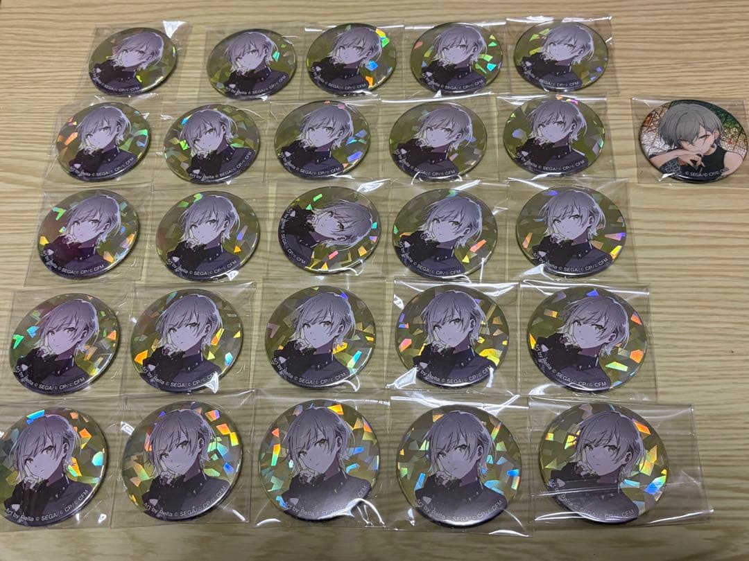 【⚠️13日金曜日までの出品】プロセカ 日野森志歩 宝石缶バッジ グリッター缶バ