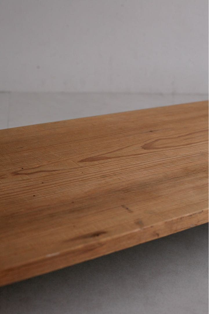 裁ち台　展示台　飾り棚　杉材　古材　無垢材　ローボード　店舗什器　古家具　古道具