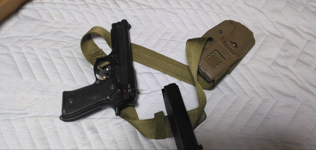 KTW イサカ M37 ポリスタイプ エアソフトガン＆オマケのガスガン