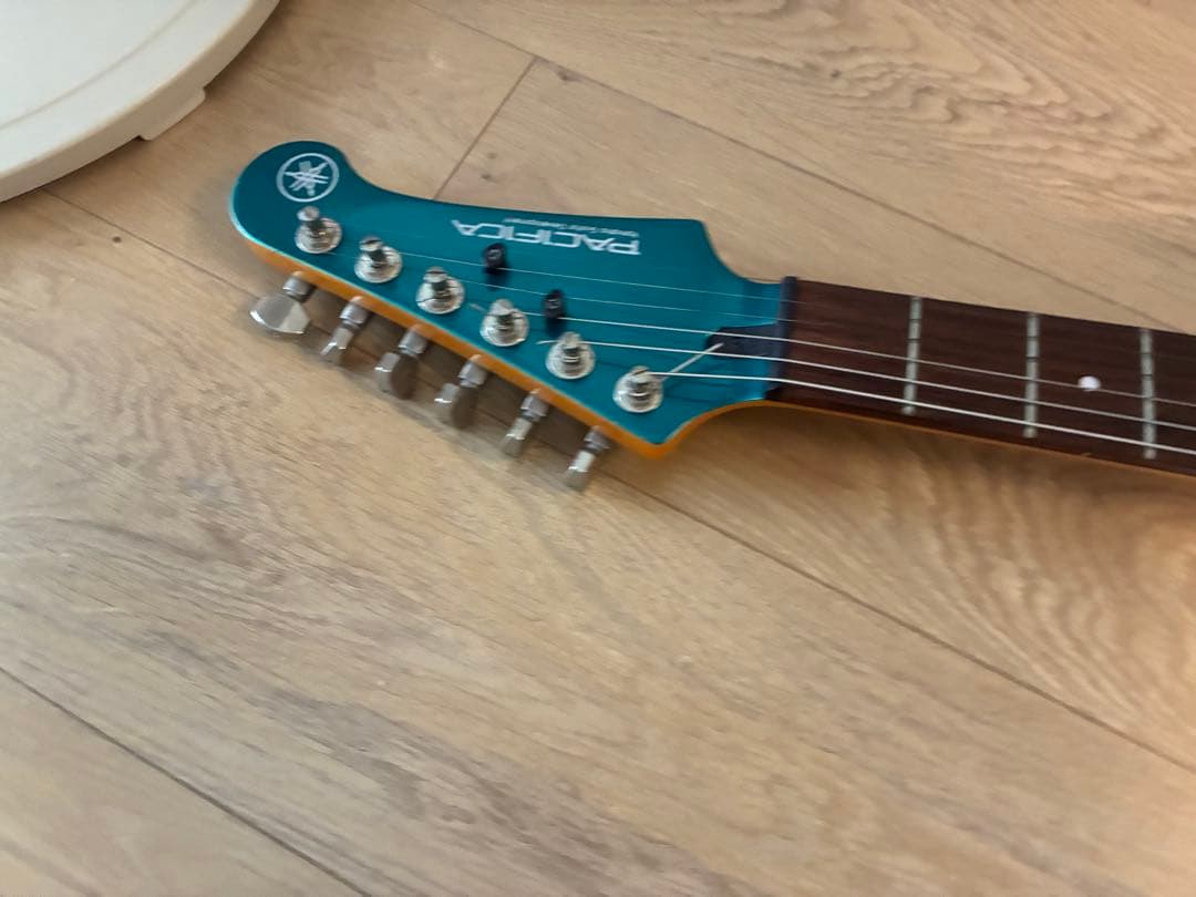 Yamaha PACIFICA エレキギター ティール