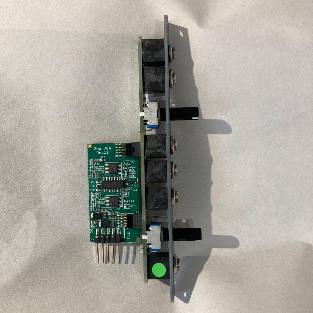 鍵盤楽器 2hp VCA