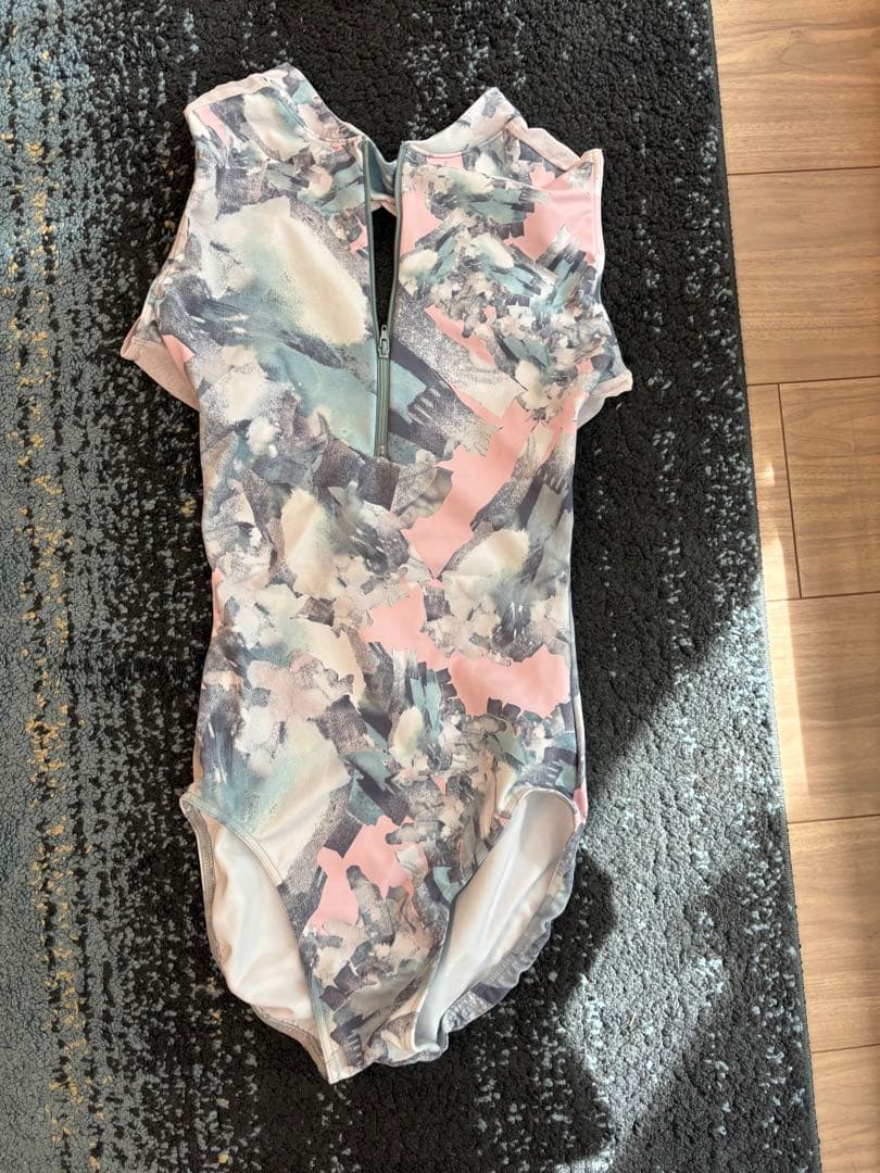 新品⭐︎stina スティナ　バレエレオタード　Mサイズ