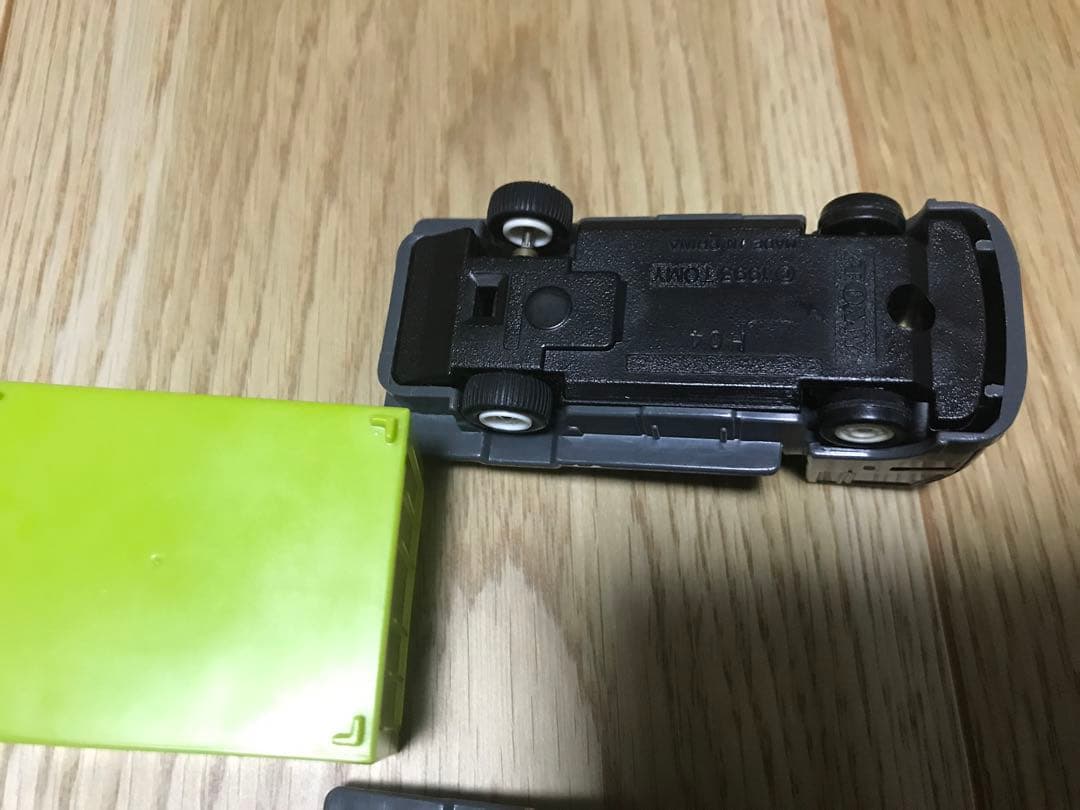 廃盤 プラロード モータートミカ コンテナトラック 青B/O5トミカ　緑H/O4