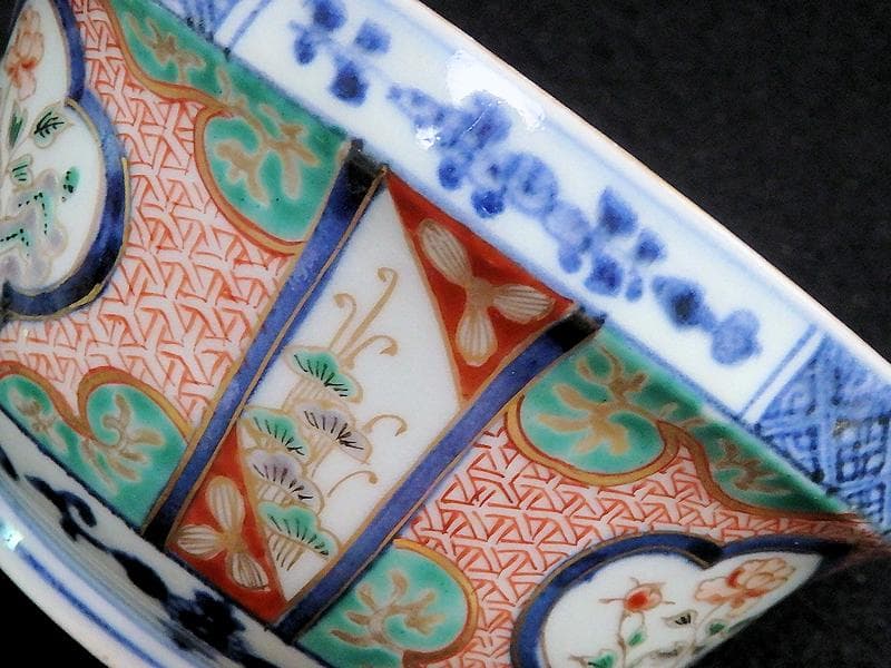 大聖寺伊万里　牡丹に毘沙門亀甲の図　大振蓋茶碗　大振蓋向付 C679AS-CBt