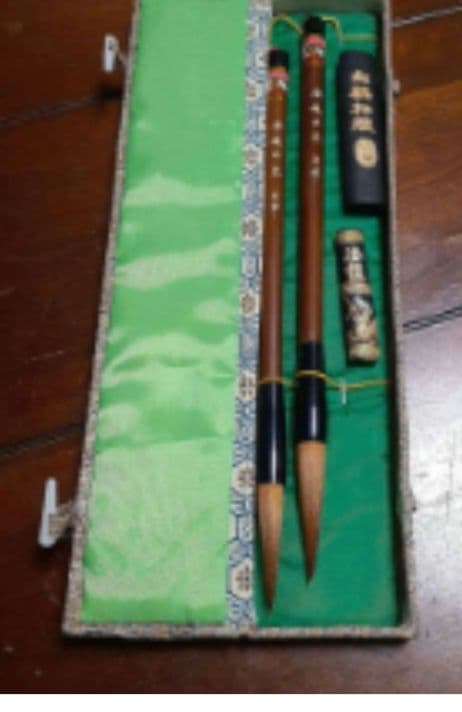 中国書筆と墨のセットです