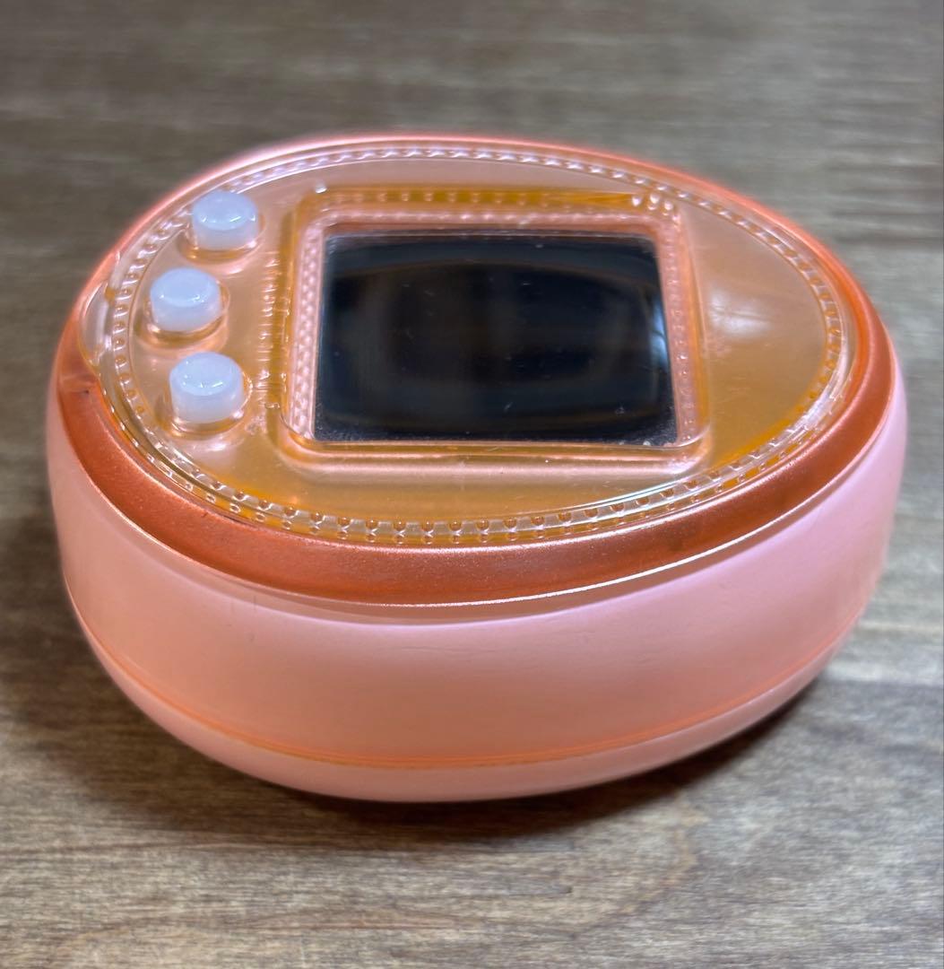 たまごっち4U＋ ピーチオレンジ