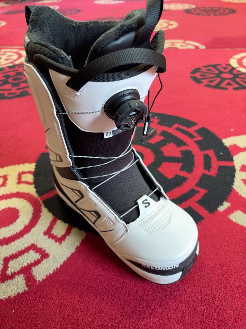 Salomon スノーボードブーツ BOAシステム　26.5