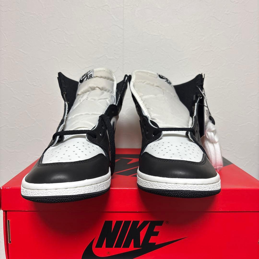 NIKE Air Jordan 1 High 85 白/黒