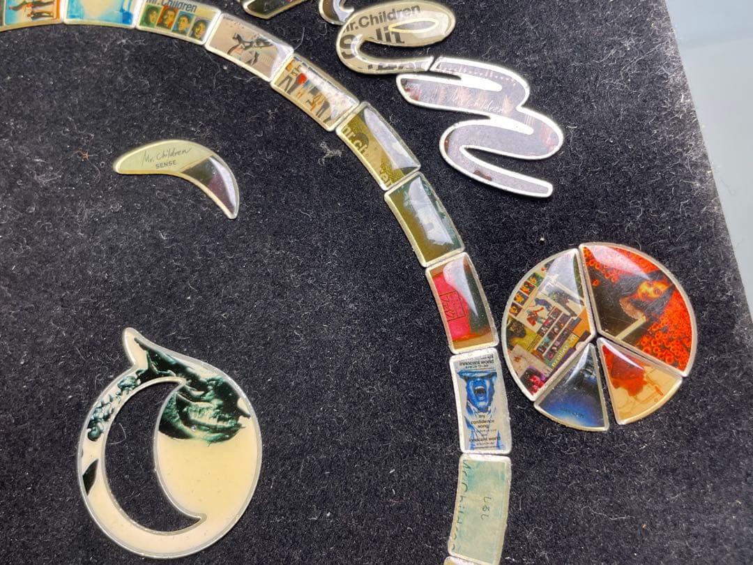 mr.children 20周年記念　ピンバッジ