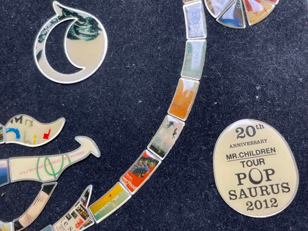 mr.children 20周年記念　ピンバッジ