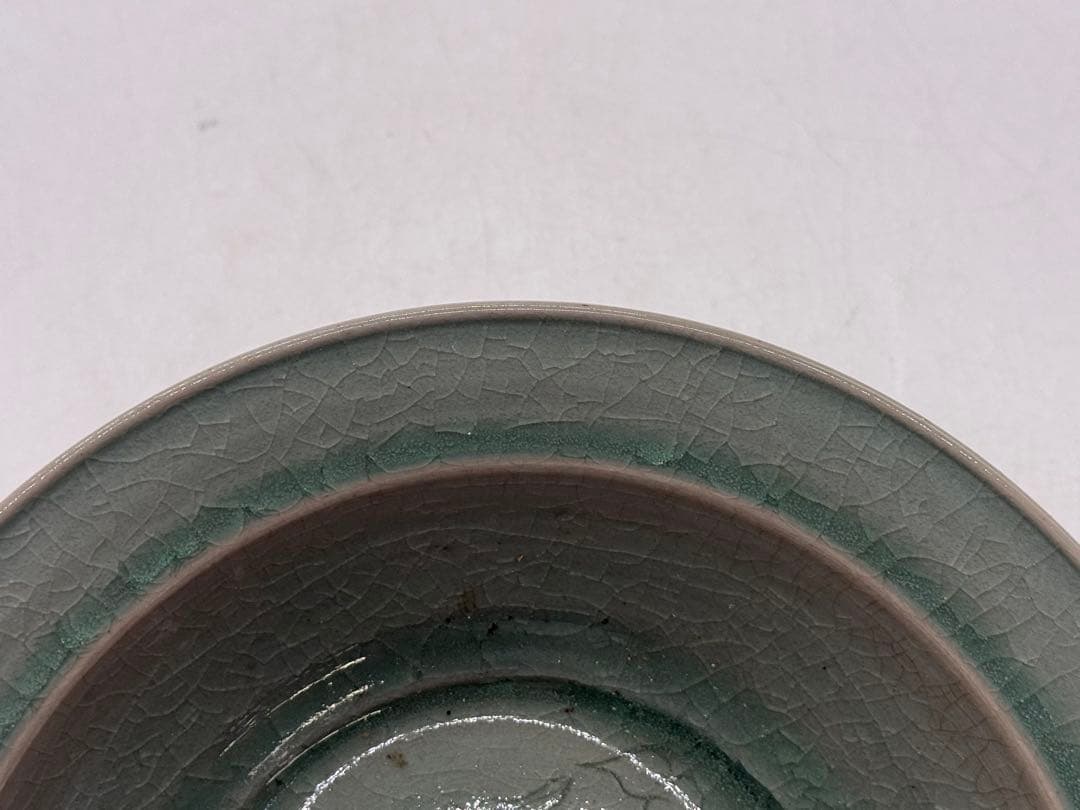 青磁　龍の模様　大皿　送料込み251024