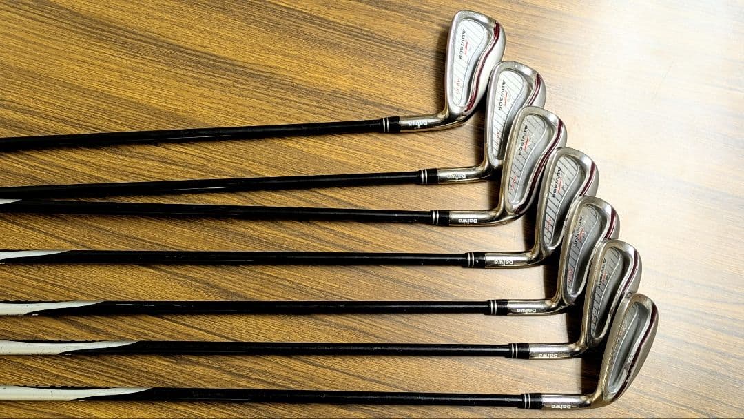 ☆美品キャディーバック＋クラブ一式☆