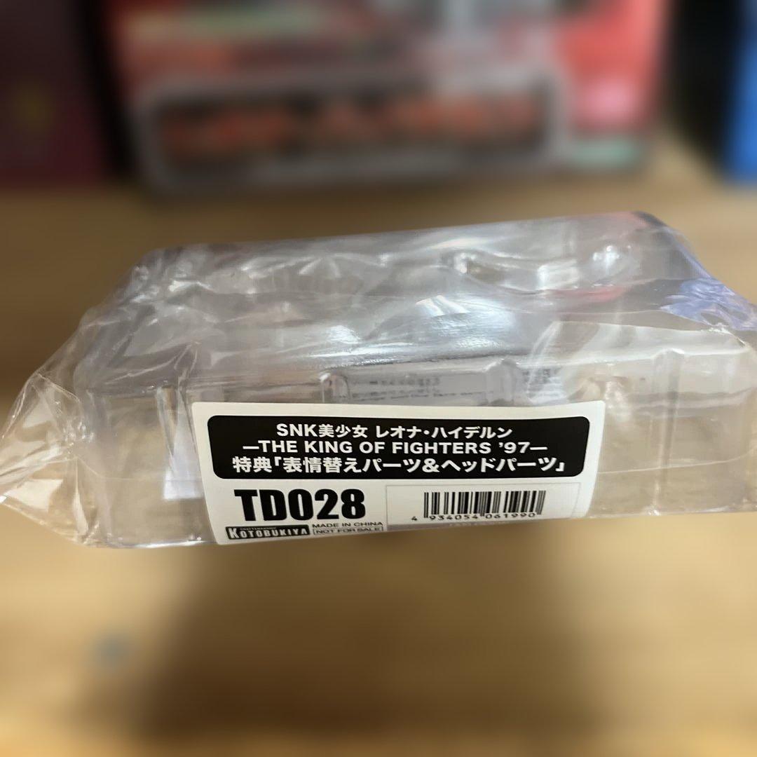 コトブキヤ SNK美少女 レオナ・ハイデルン 特典付き