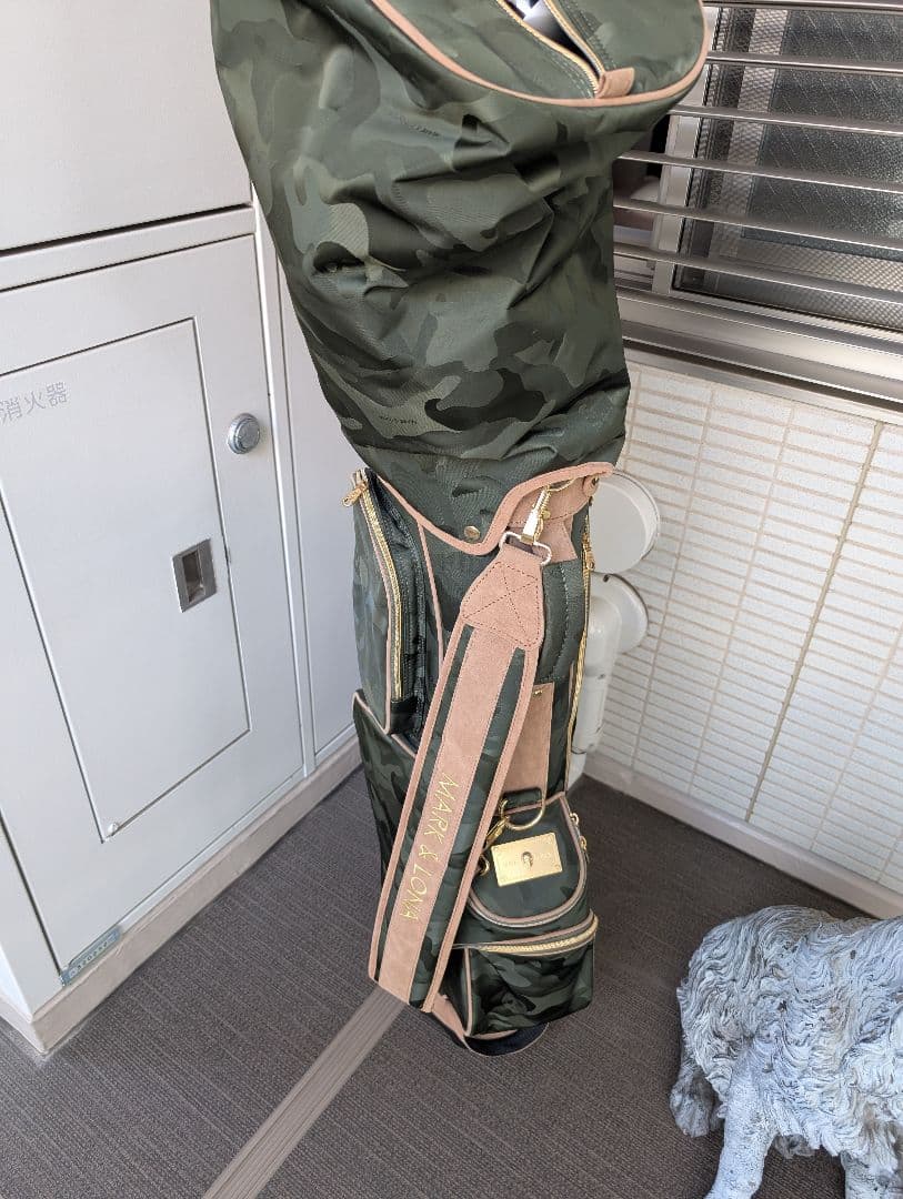 MARK & LONA 　ゴルフキャディバッグ