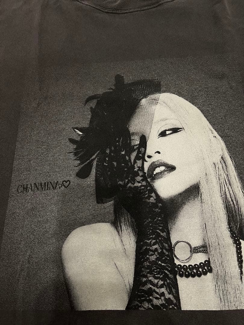 CHANMINA モノクロプリントTシャツ Lサイズ