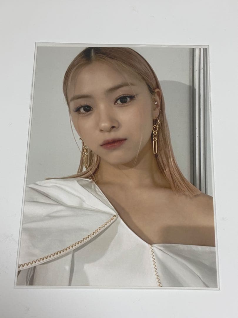 ITZY リュジン　サノク　アユクデ　美品