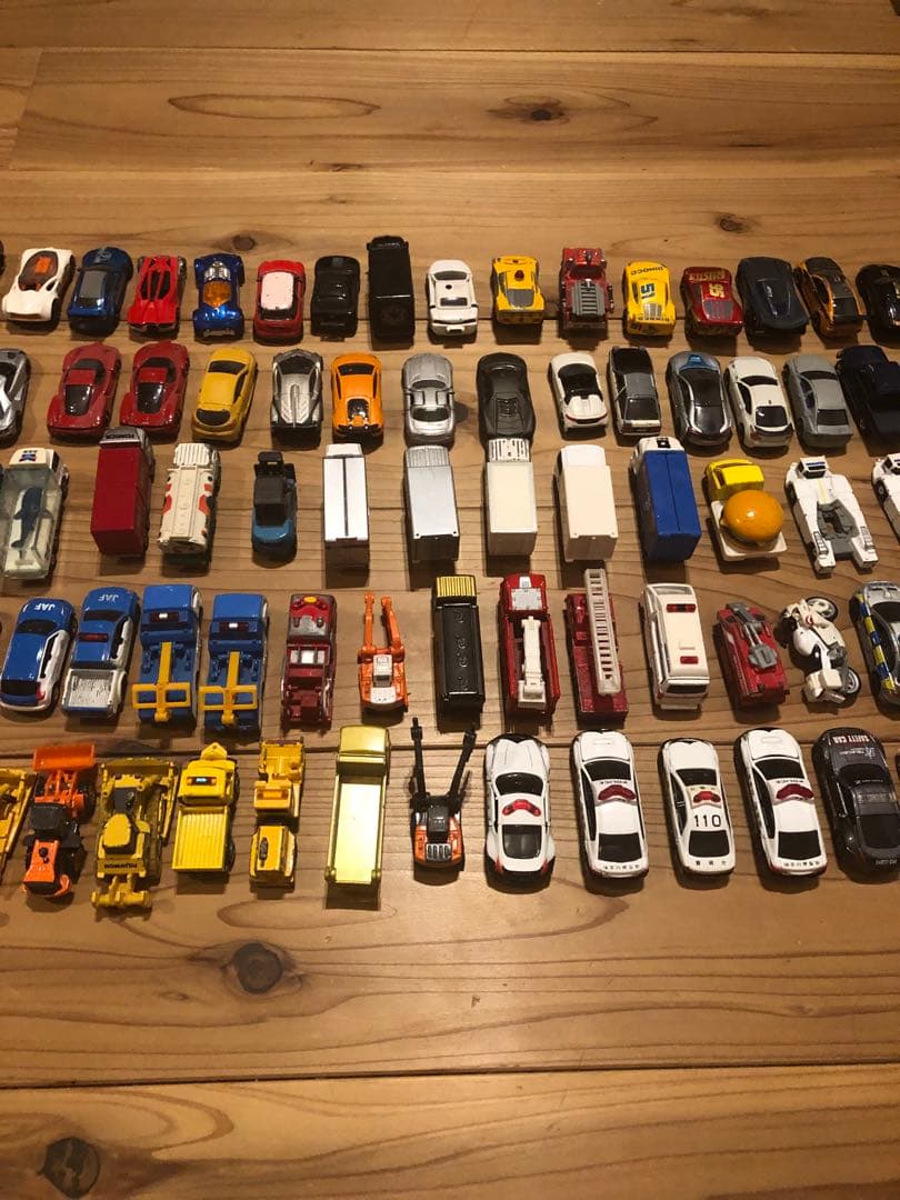 トミカ・ミニカー　約120台まとめ売り