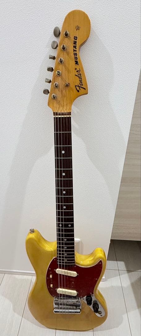 ギター　fender MUSTANG