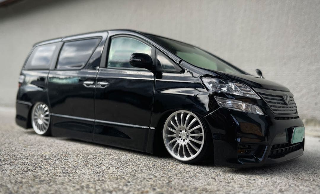 カラーサンプル　202ブラック　1/24 20ヴェルファイア　カスタム品