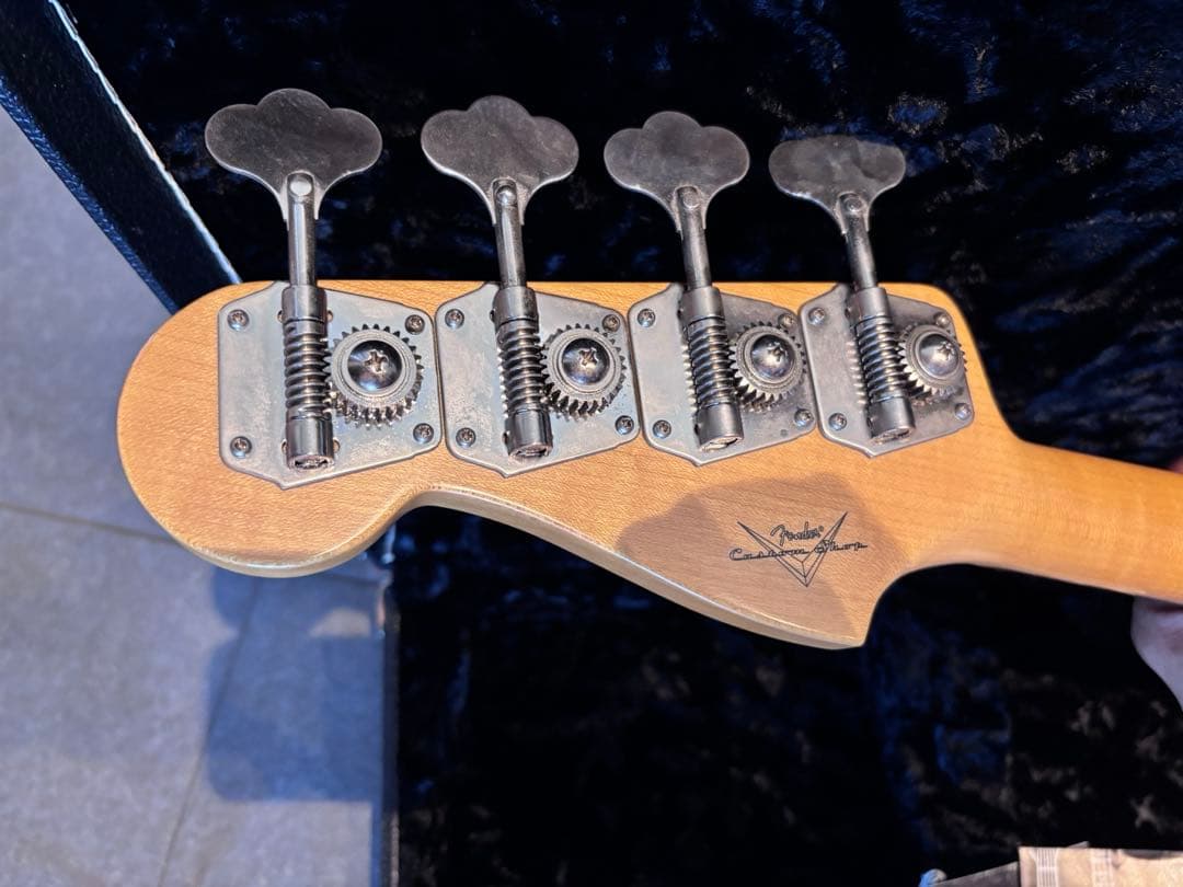 ベース Fender custom shop C/S 1960 jazz bass