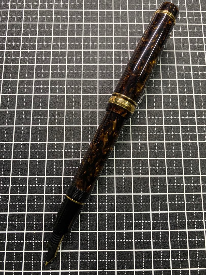 PILOT CUSTOM LE 万年筆　字幅F