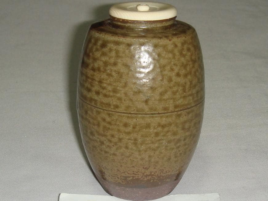 茶道具　丹波焼信水窯　市野信水作　丹波肩衝茶入　雪月花仕覆付　美品！！！