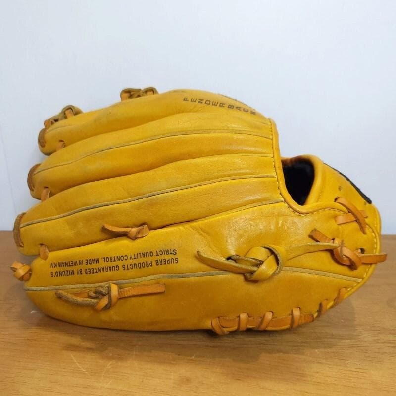 ミズノ Storzo 限定モデル Mマークラベル 小型 内野用 軟式グローブ