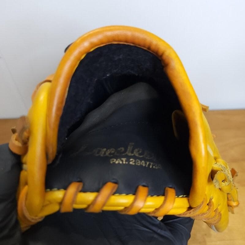 ミズノ Storzo 限定モデル Mマークラベル 小型 内野用 軟式グローブ