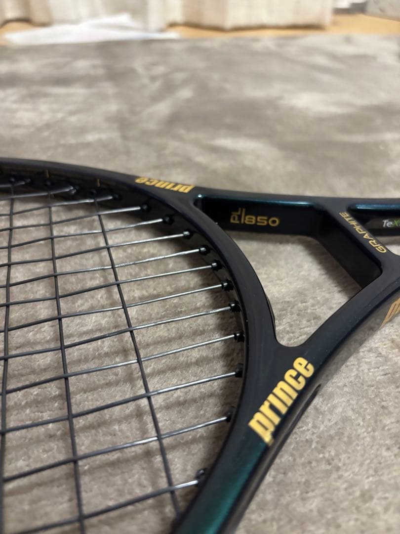 プリンス　ファントムグラファイト107 グリップ3