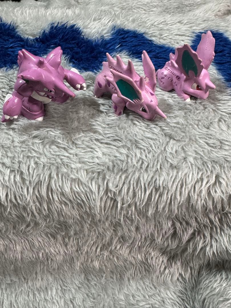 初期モンコレ　ニドラン♂、ニドリーノ、ニドキング フィギュア 3体セット