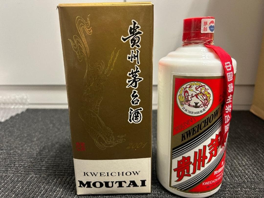 超希少！　2001年 貴州茅台酒　天女ラベル 500ml 38% 864g