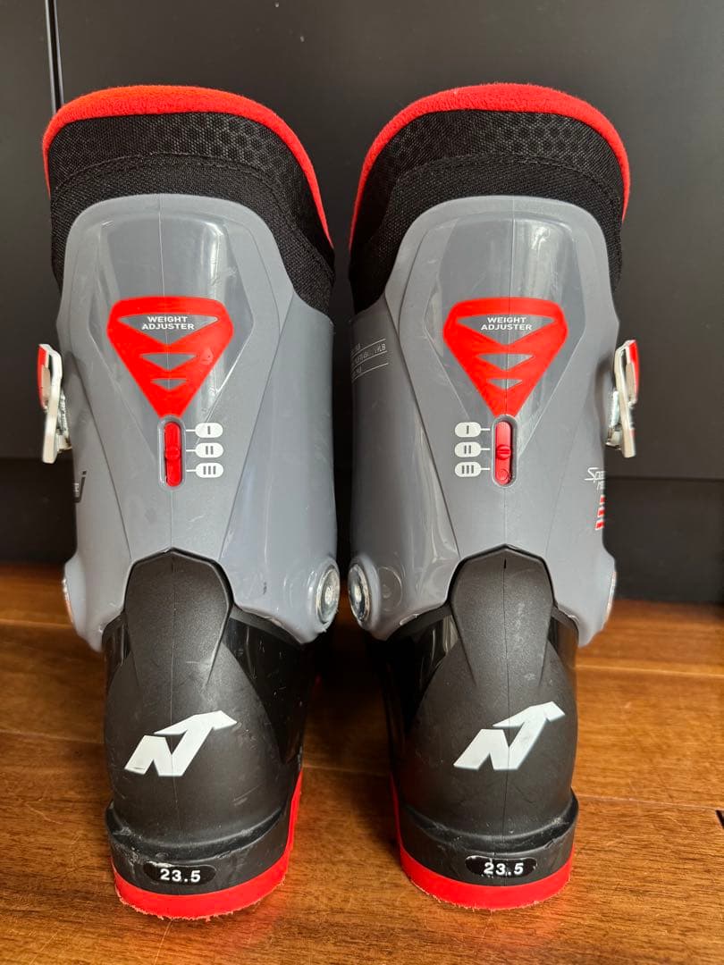 Nordica Speedmachine 3 子ども用スキーブーツ　23.5